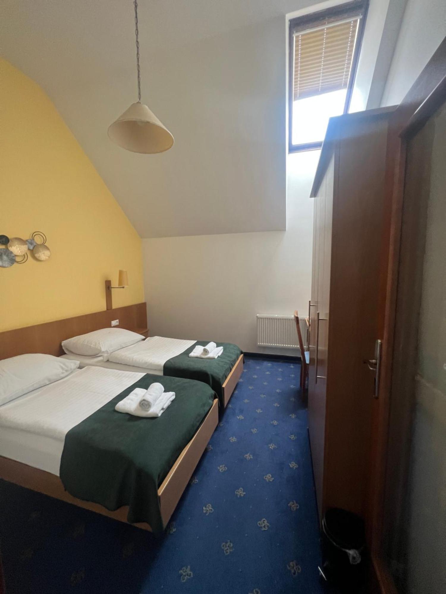 Hotel Apollon Litoměřice Kültér fotó