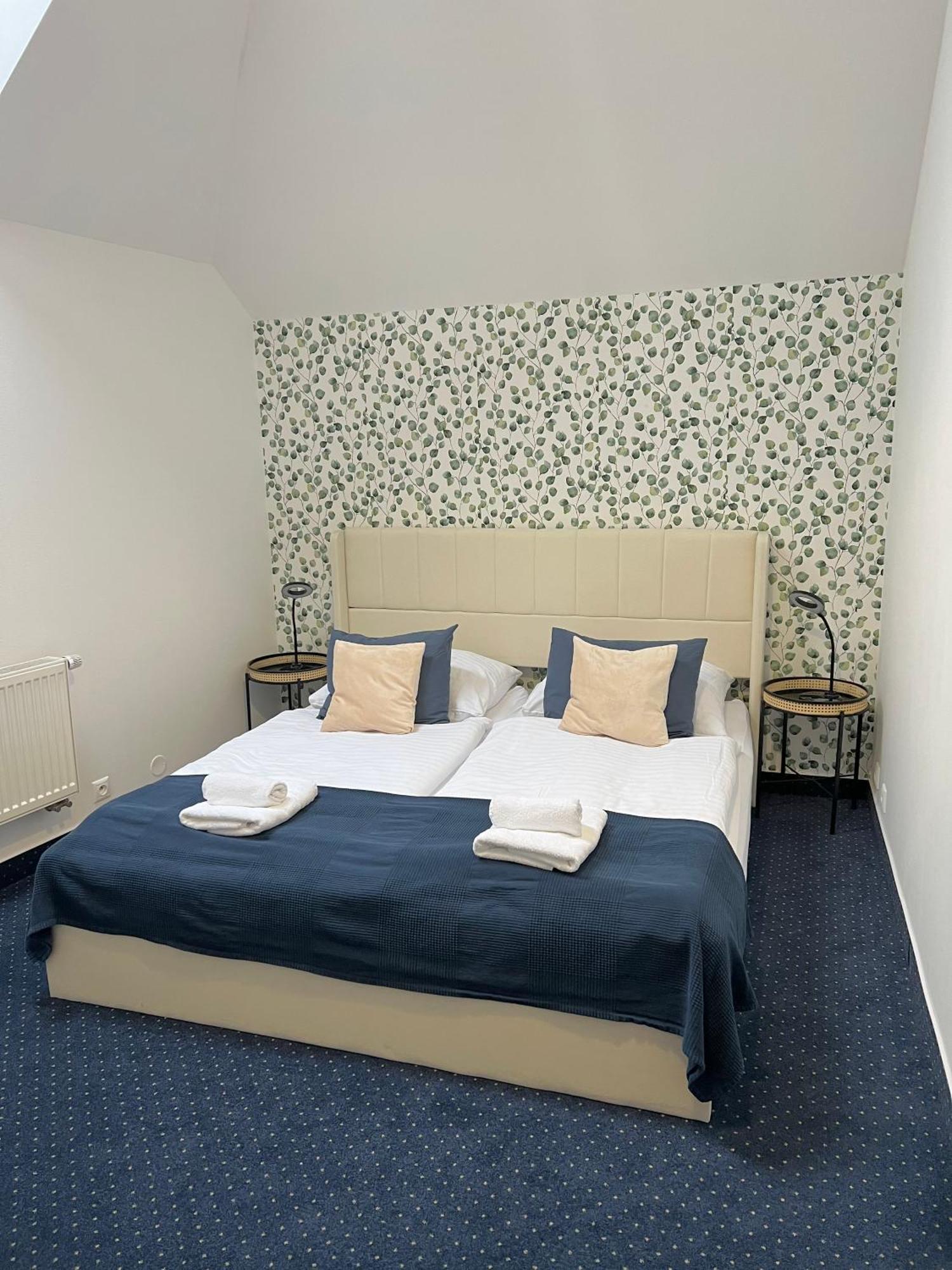 Hotel Apollon Litoměřice Kültér fotó