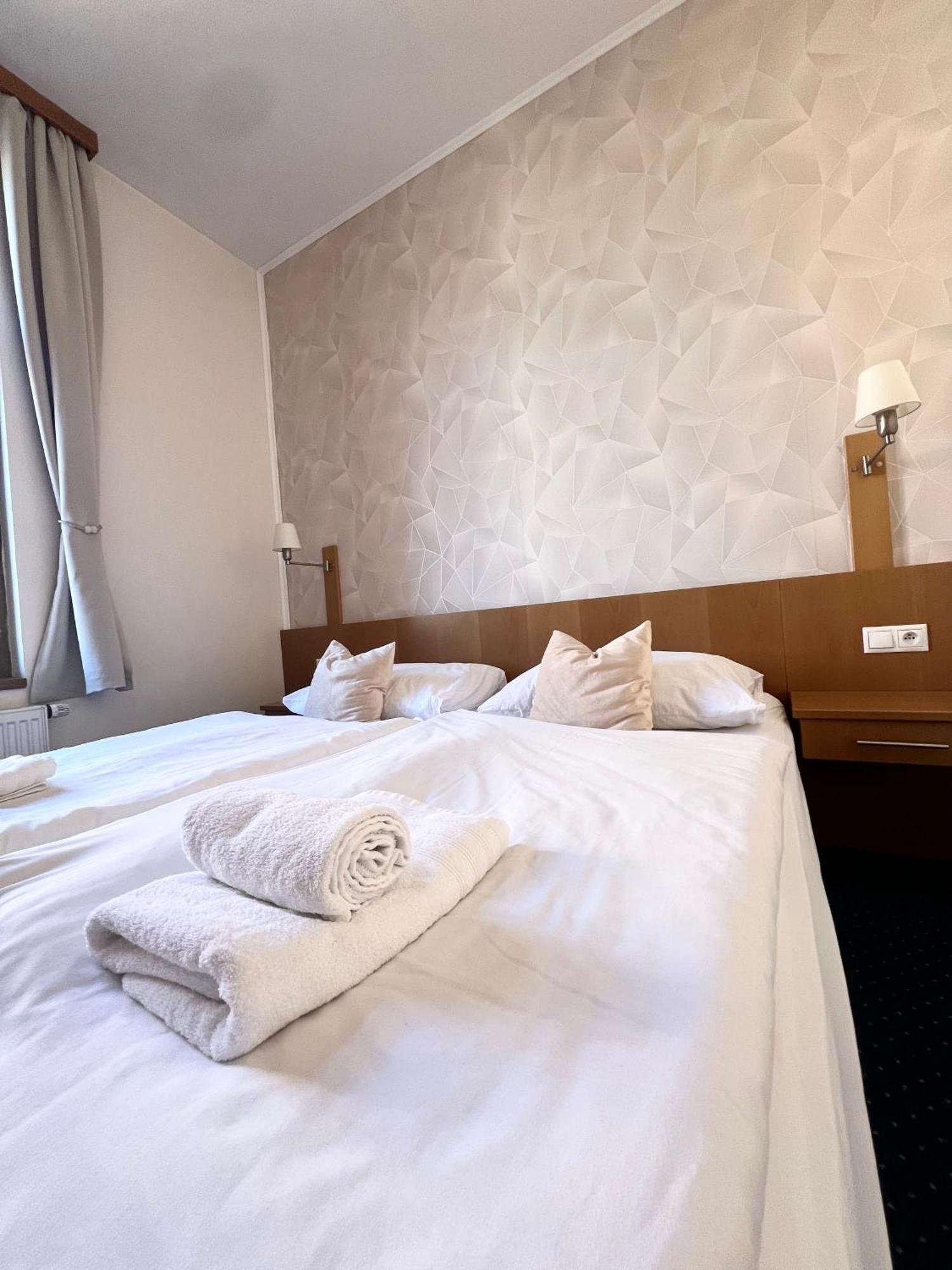 Hotel Apollon Litoměřice Kültér fotó